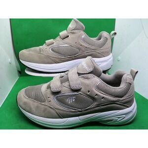 MacGregor Athletic Shoe Sneaker Men Size 7.5 Wide Leather Comfort Easy On